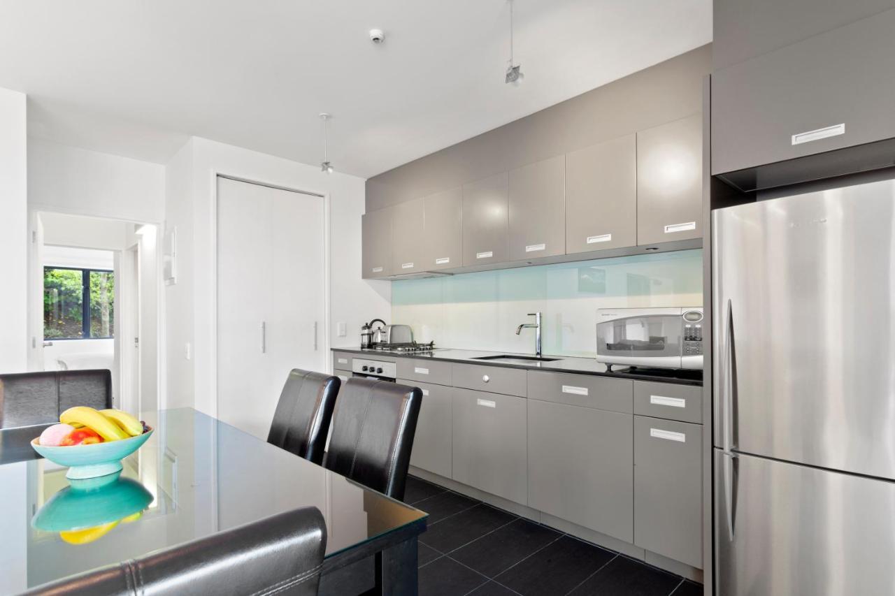 Stunning 2 Bedroom Apartment With Balcony! Квінстаун Екстер'єр фото